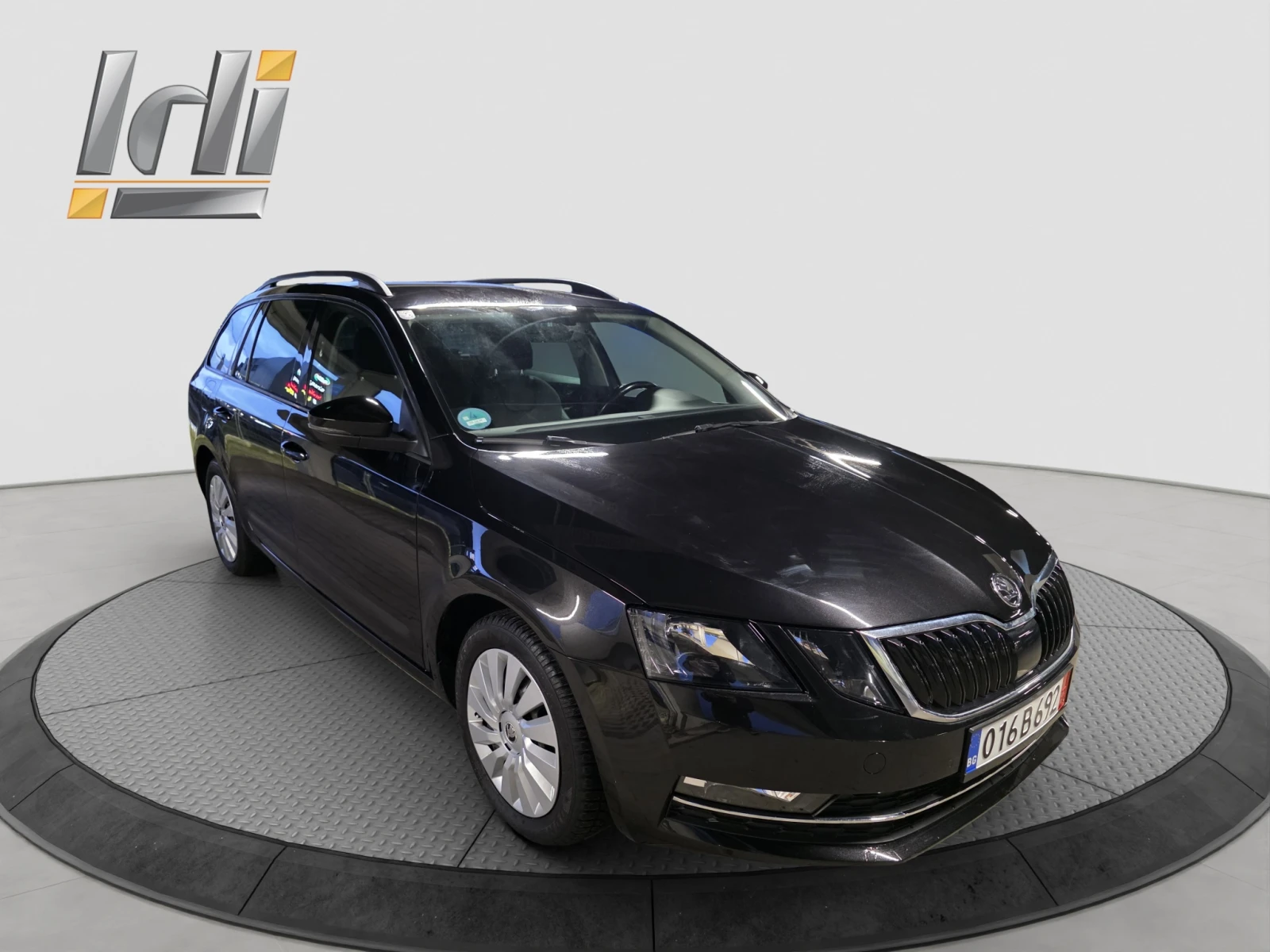 Skoda Octavia 2.0 TDI DSG - изображение 8