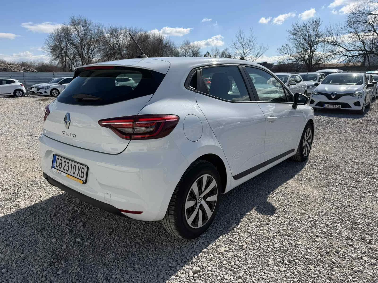 Renault Clio 1.0TCe 92k.c. - изображение 8