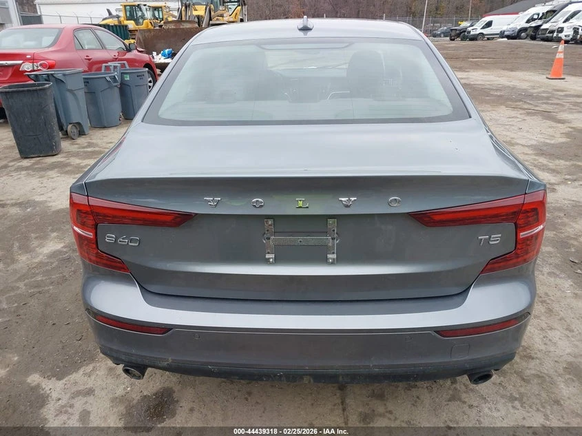 Volvo S60 2.0L I-4 DI, DOHC, VVT, TURBO, 250HP Front Wheel, снимка 16 - Автомобили и джипове - 53978189