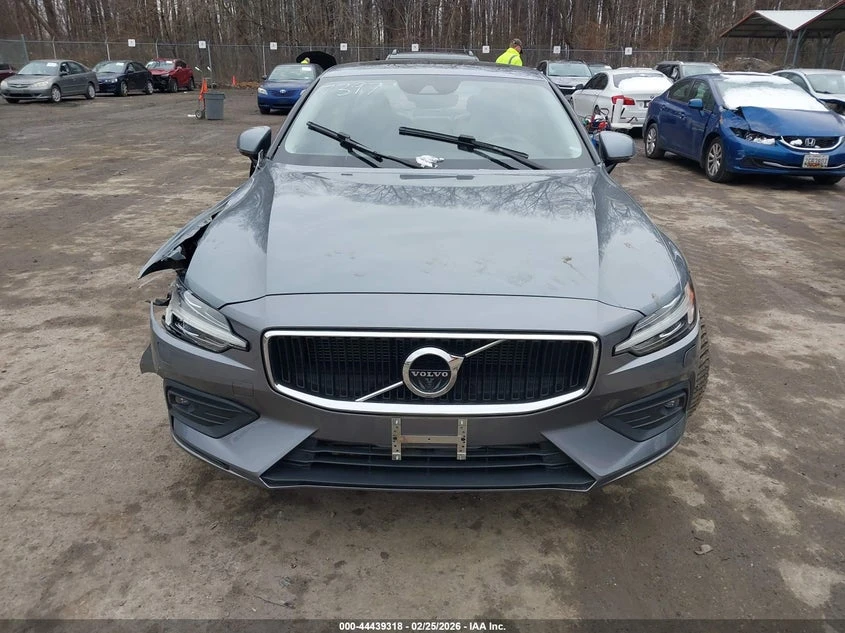 Volvo S60 2.0L I-4 DI, DOHC, VVT, TURBO, 250HP Front Wheel, снимка 12 - Автомобили и джипове - 53978189