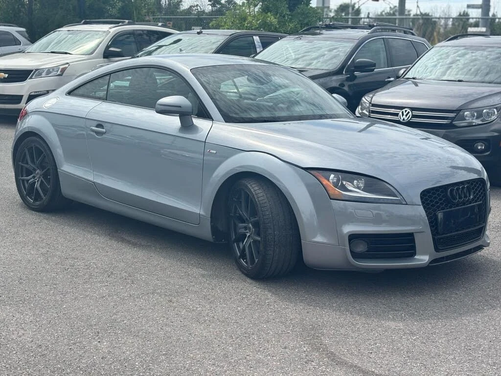 Audi Tt 2.0T* quattro* AвтоКредит * (ЦЕНА ДО БГ), снимка 10 - Автомобили и джипове - 54003585