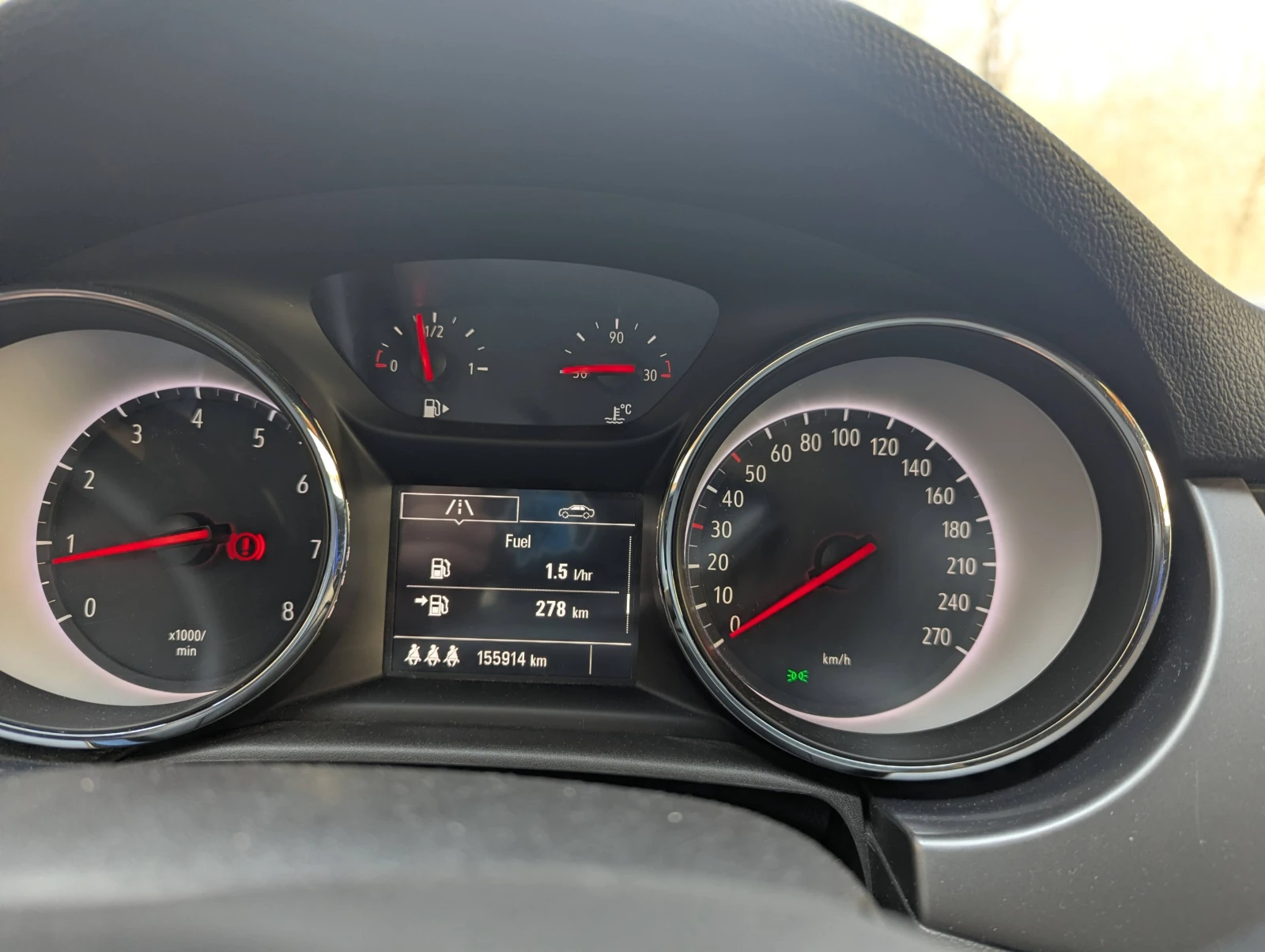 Opel Astra 1.4T, снимка 5 - Автомобили и джипове - 54012546