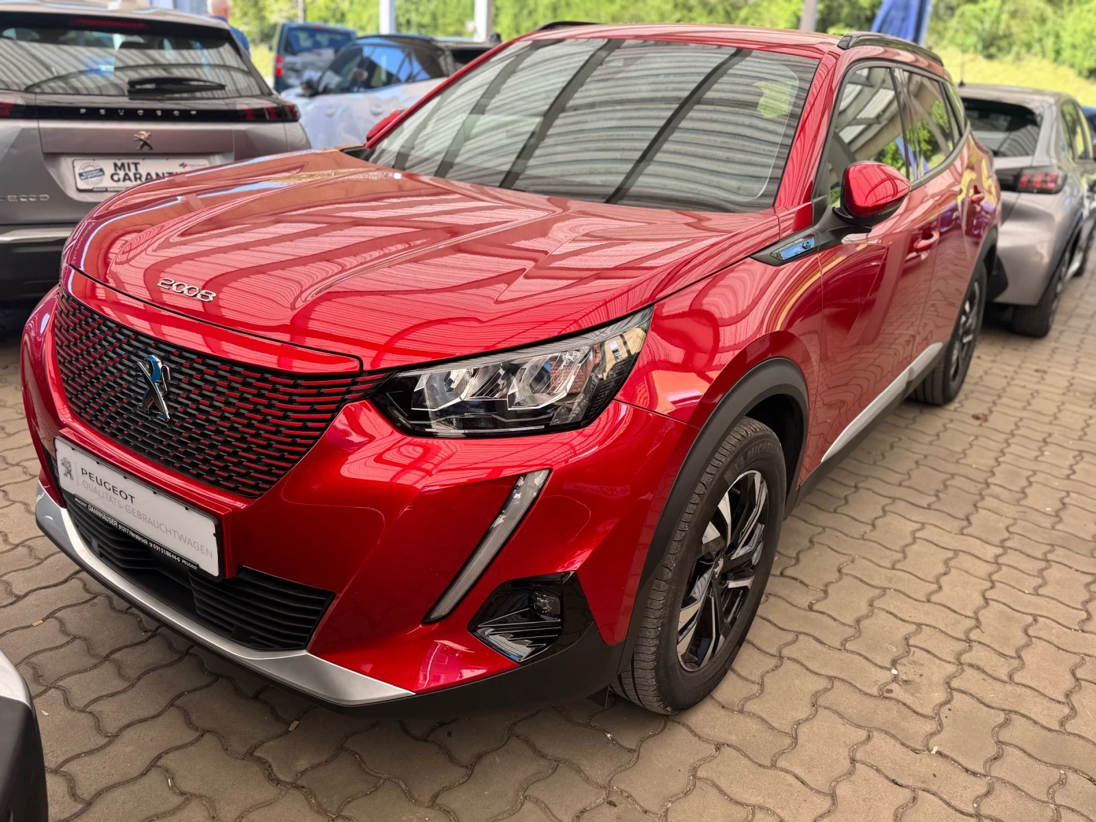 Peugeot 2008 E-2008 Active pack, снимка 2 - Автомобили и джипове - 54387606