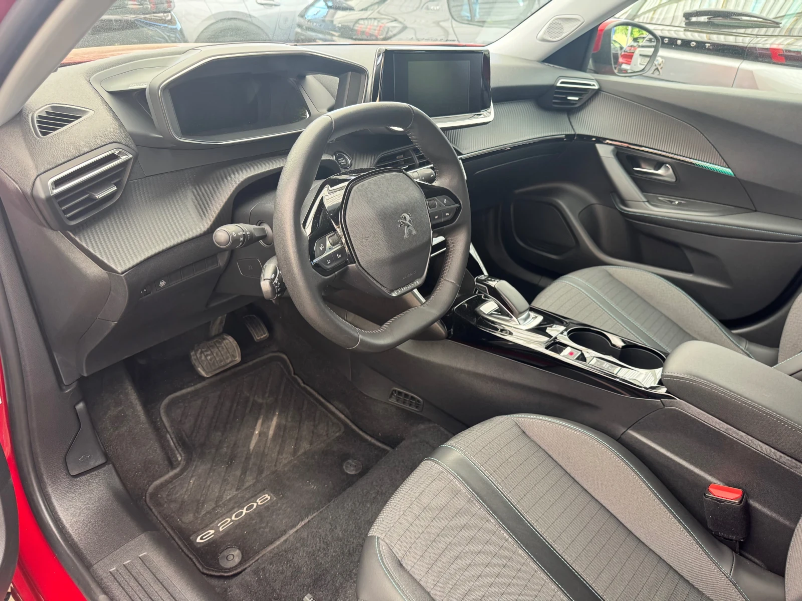 Peugeot 2008 E-2008 Active pack, снимка 5 - Автомобили и джипове - 54387606