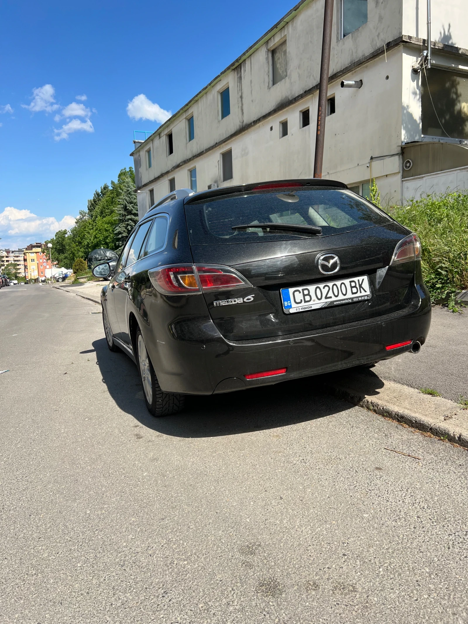 Mazda 6 Perfektna, снимка 8 - Автомобили и джипове - 54728375