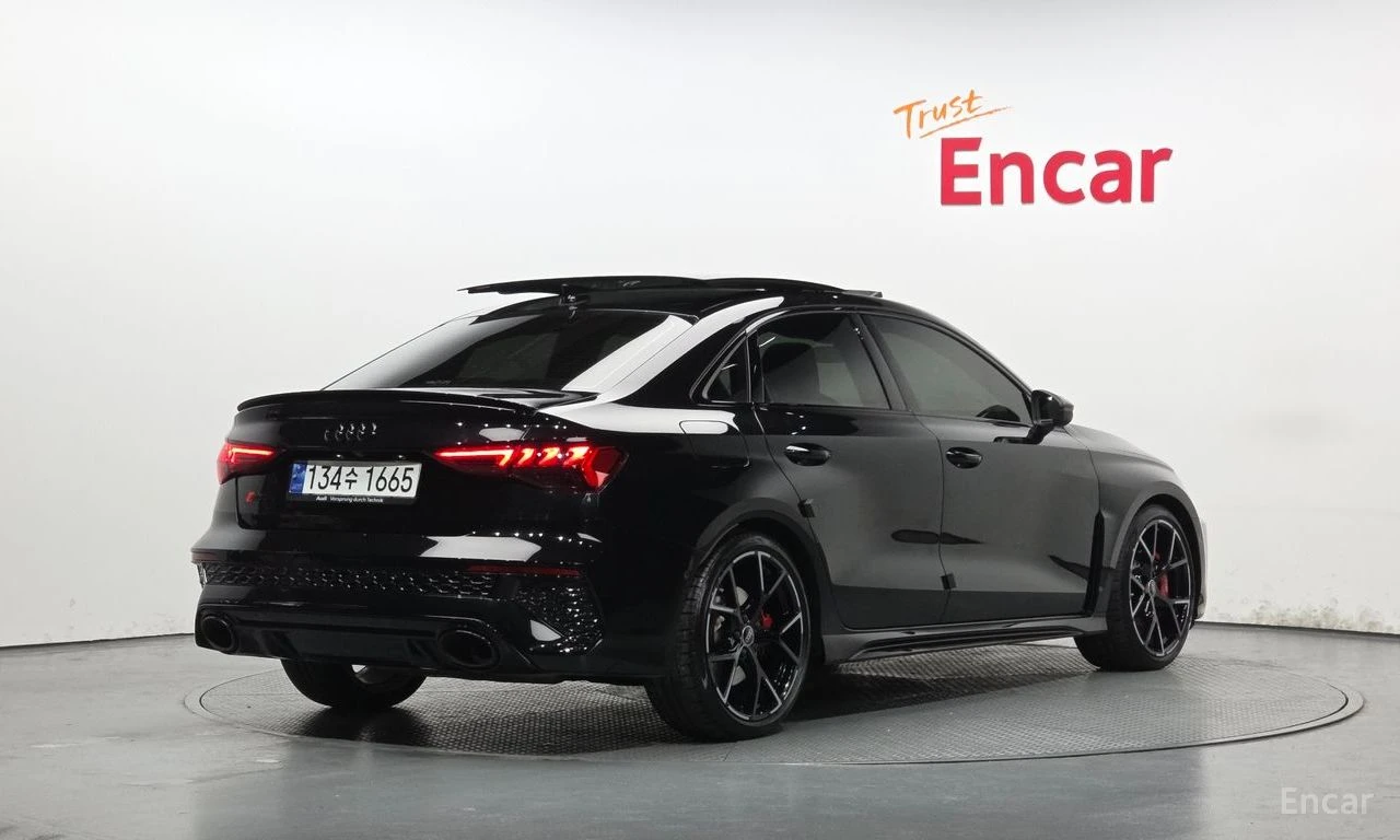 Audi Rs3 2.5 TFSI* QUATTRO* ПОДГРЕВ* НАВИГАЦИЯ* , снимка 2 - Автомобили и джипове - 54737587