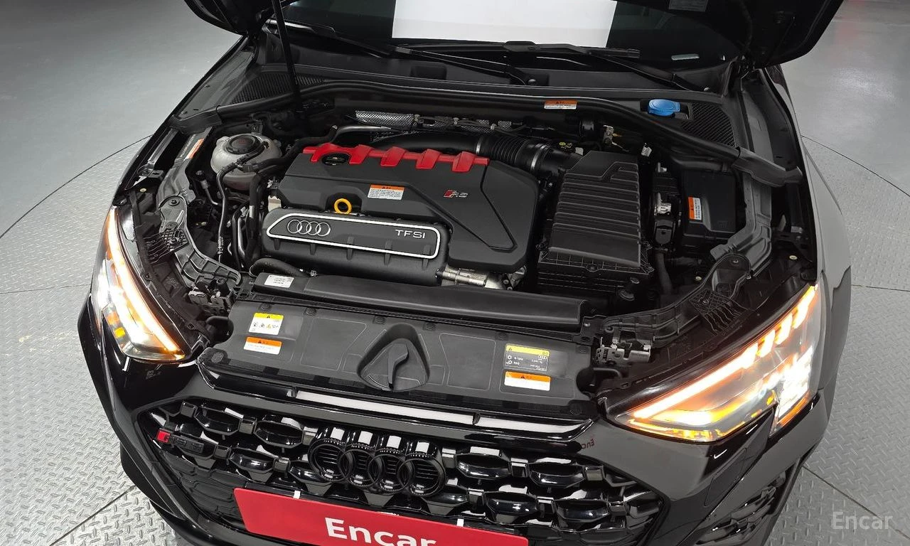 Audi Rs3 2.5 TFSI* QUATTRO* ПОДГРЕВ* НАВИГАЦИЯ* , снимка 12 - Автомобили и джипове - 54737587