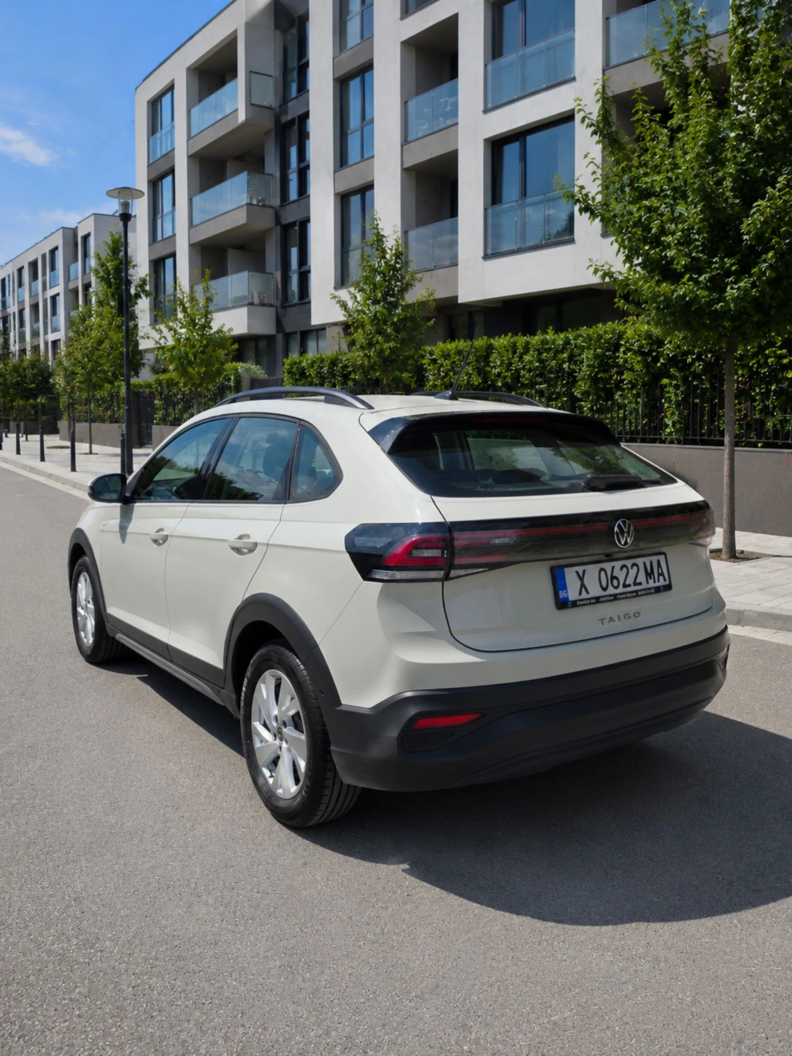 VW Taigo НОВА! 1.0TSi Camera Side Assist, снимка 4 - Автомобили и джипове - 54840939