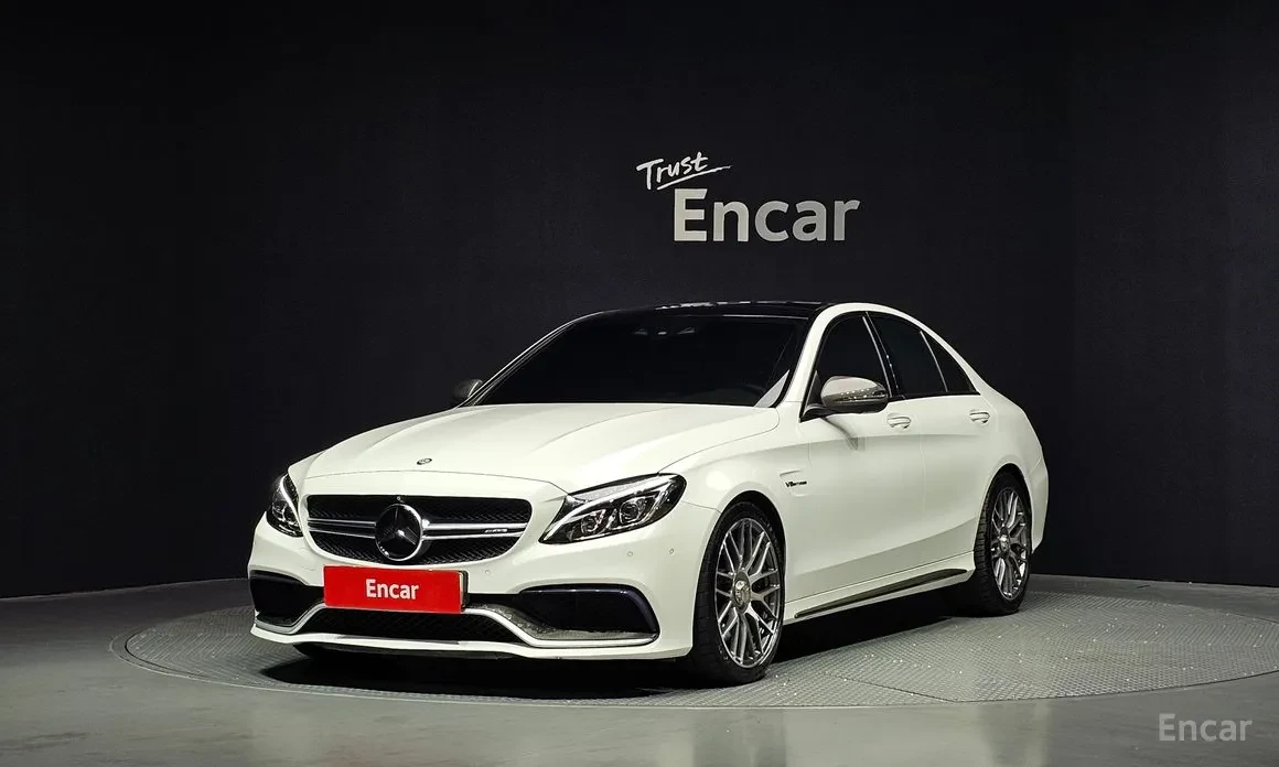 Mercedes-Benz C 63 AMG | HUD| BURMESTER| MULTIBEAM| ПАНО