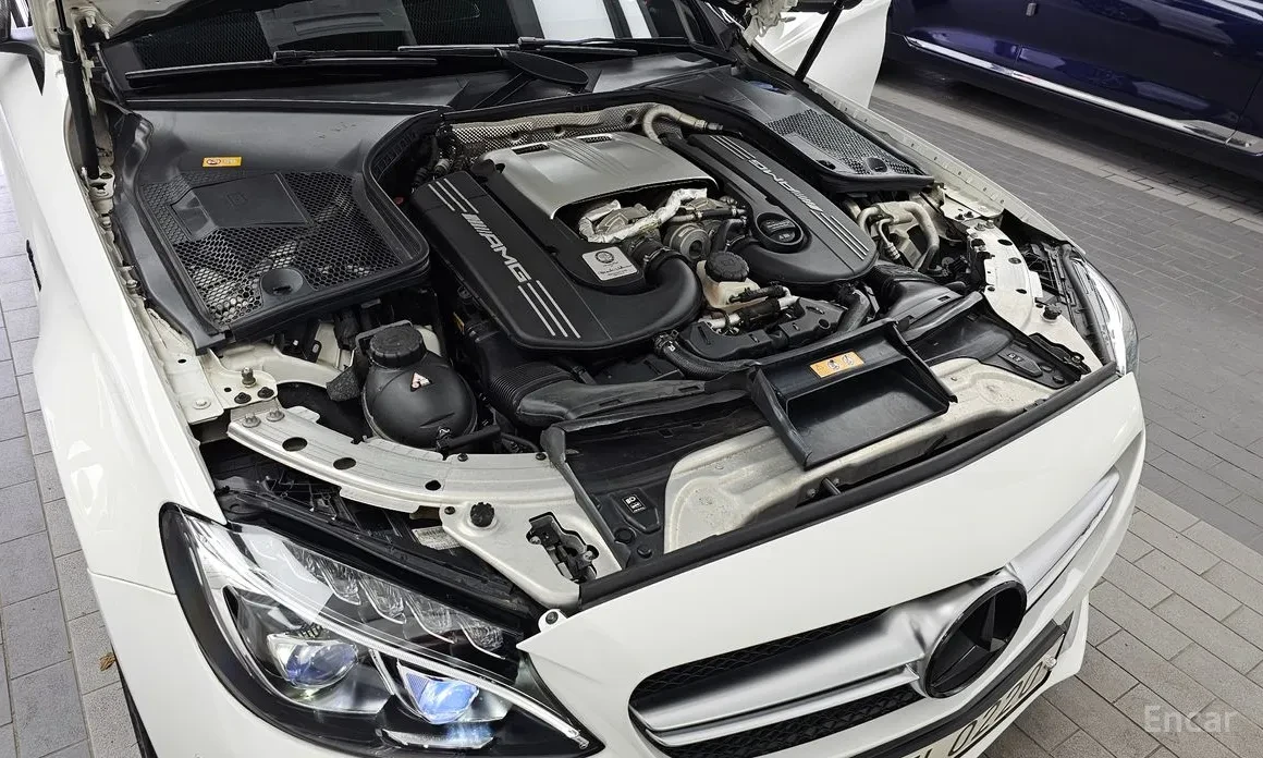 Mercedes-Benz C 63 AMG | HUD| BURMESTER| MULTIBEAM| ПАНО, снимка 15 - Автомобили и джипове - 55014424