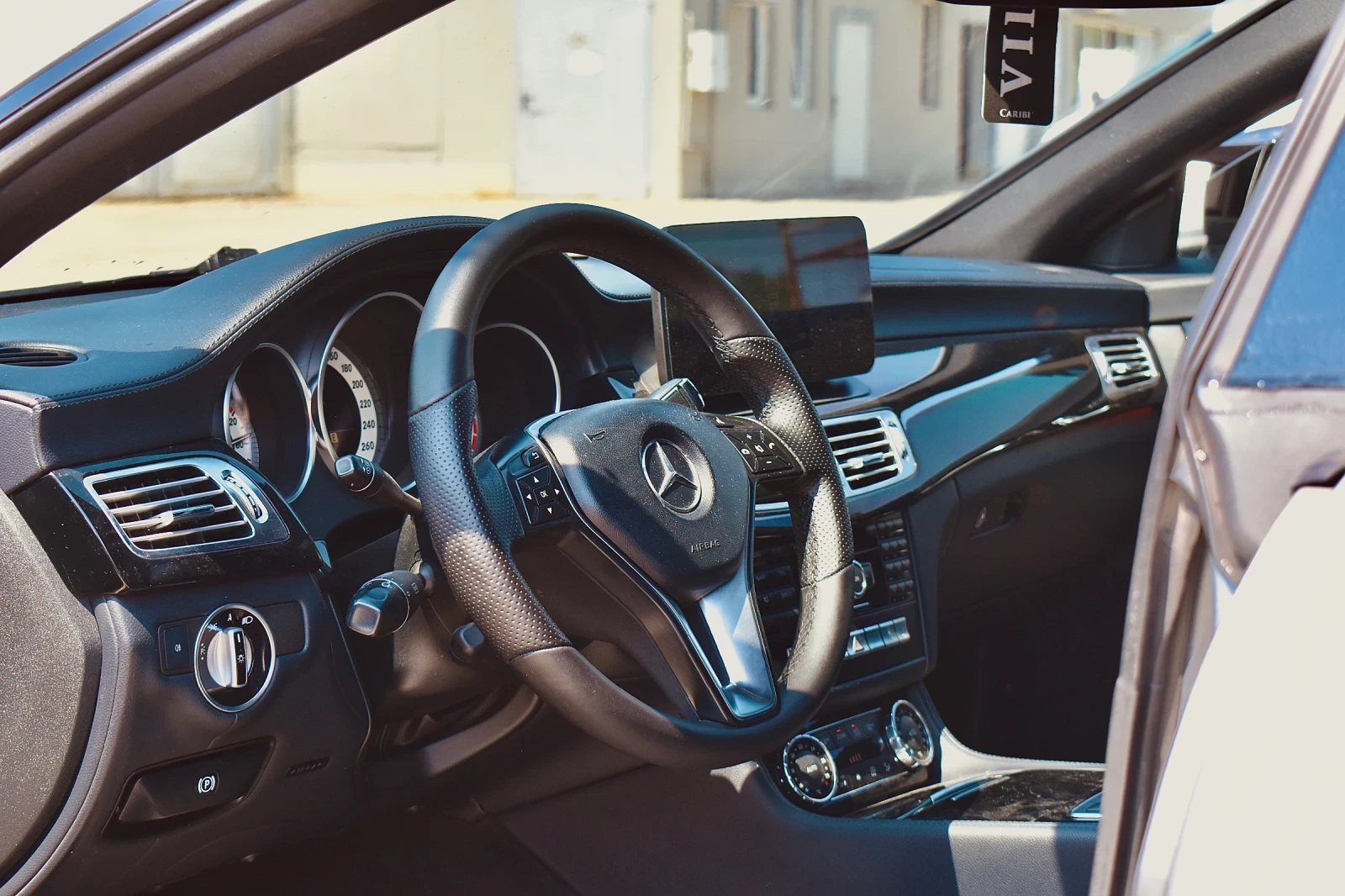 Mercedes-Benz CLS 350, снимка 8 - Автомобили и джипове - 55392289