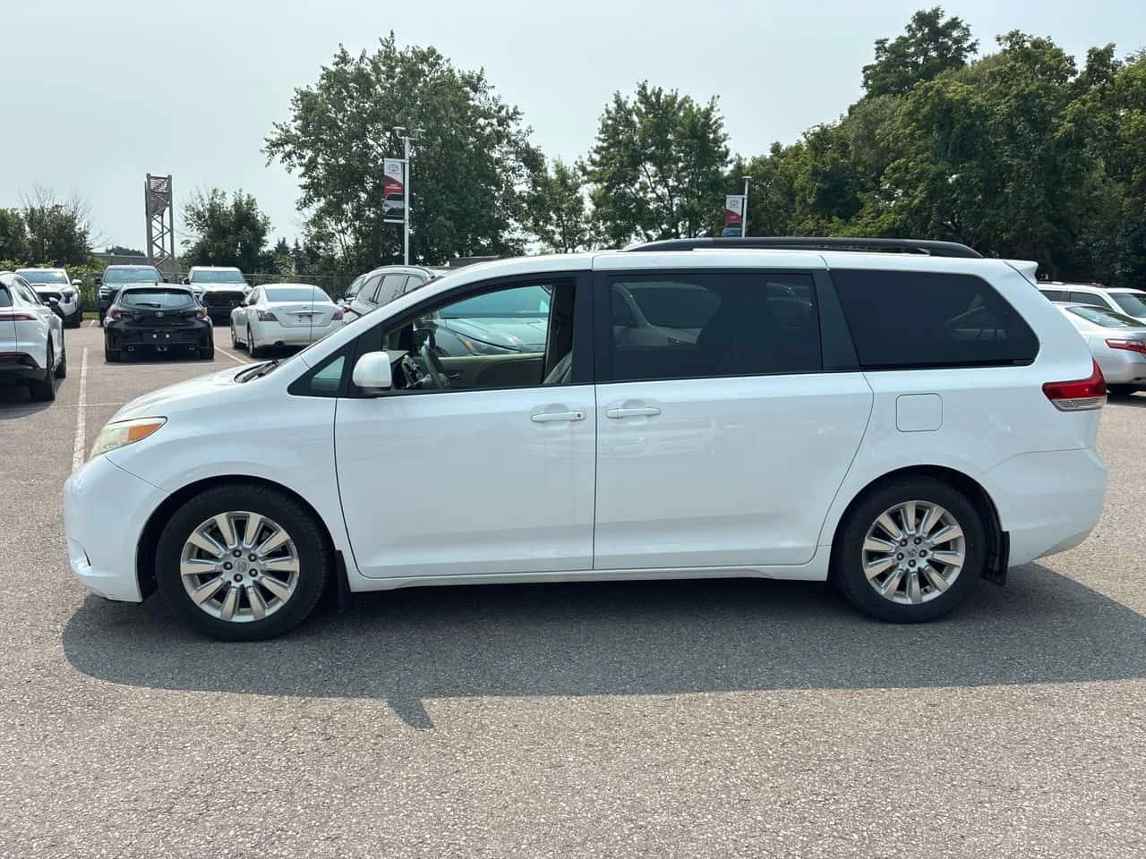 Toyota Sienna * XLE * ���������� ��� ������������ ������*  | Mobile.bg � ����������� 2