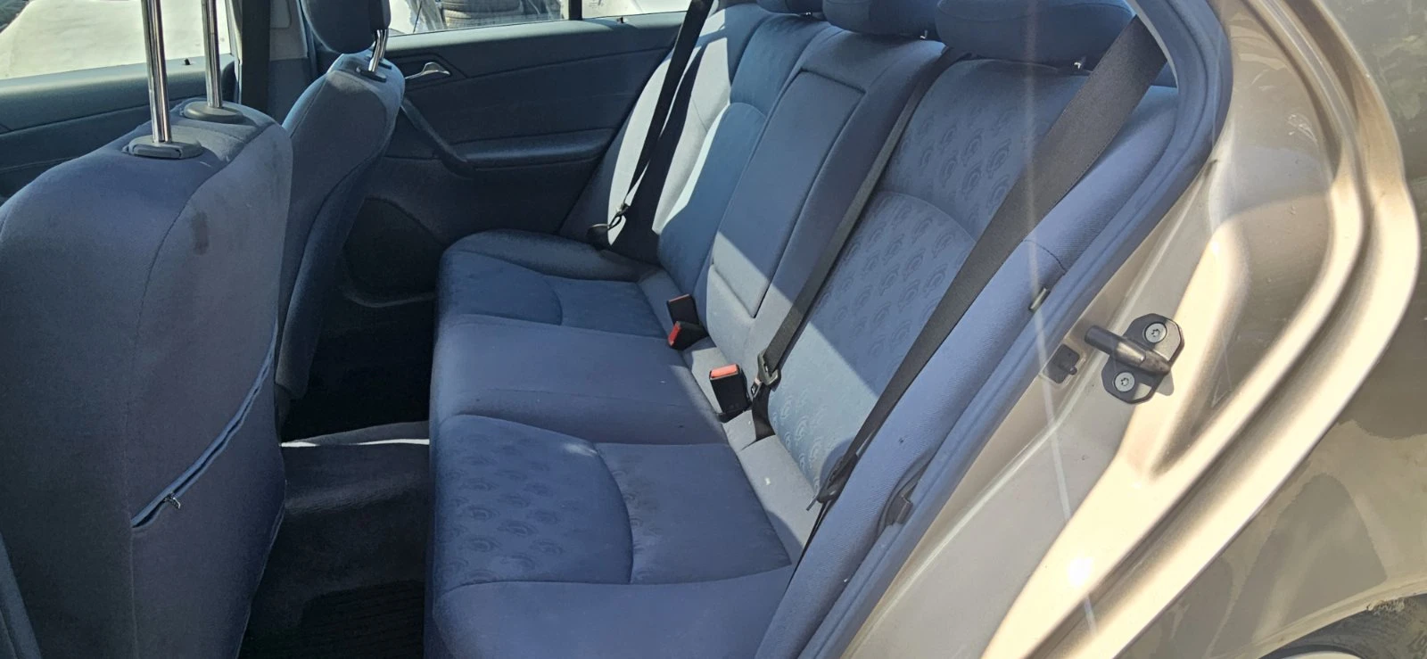 Mercedes-Benz C 220 CDI, снимка 8 - Автомобили и джипове - 55801401