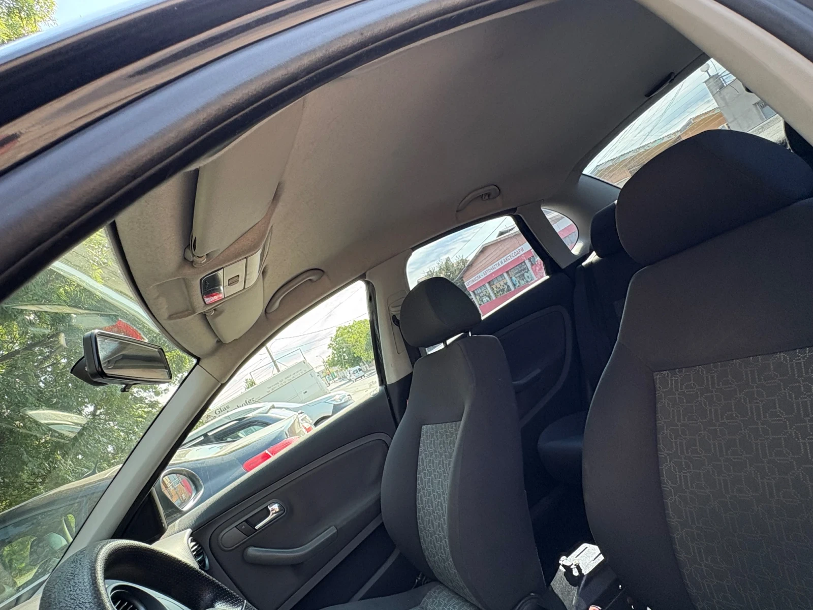 Seat Cordoba 1.4i, снимка 10 - Автомобили и джипове - 56037790