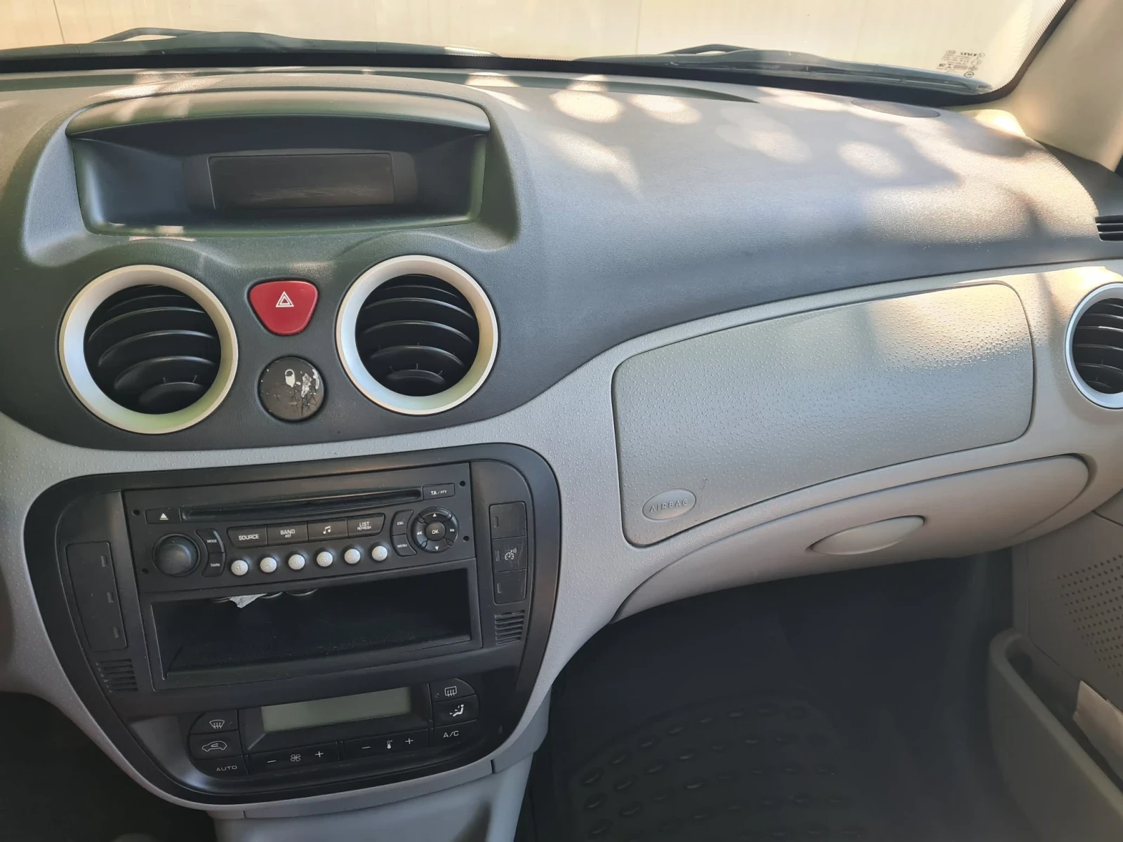 Citroen C3, снимка 5 - Автомобили и джипове - 56040163