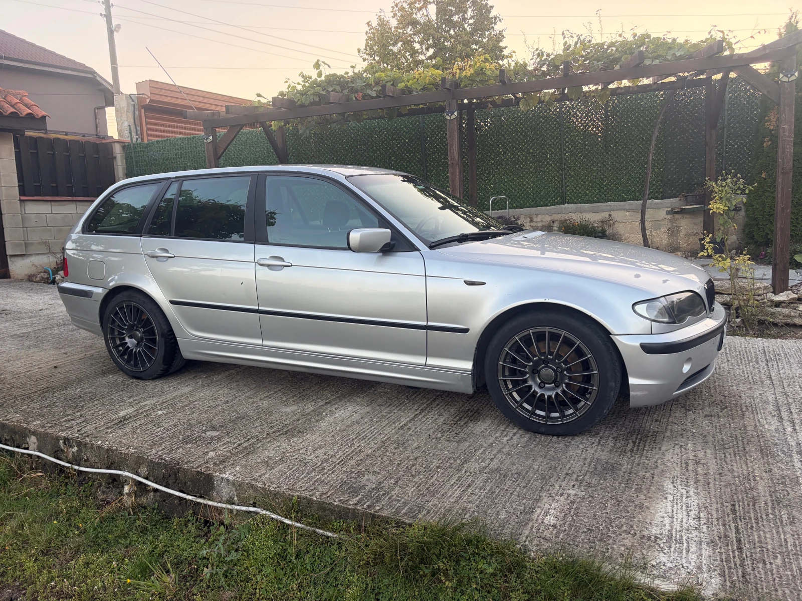 BMW 320