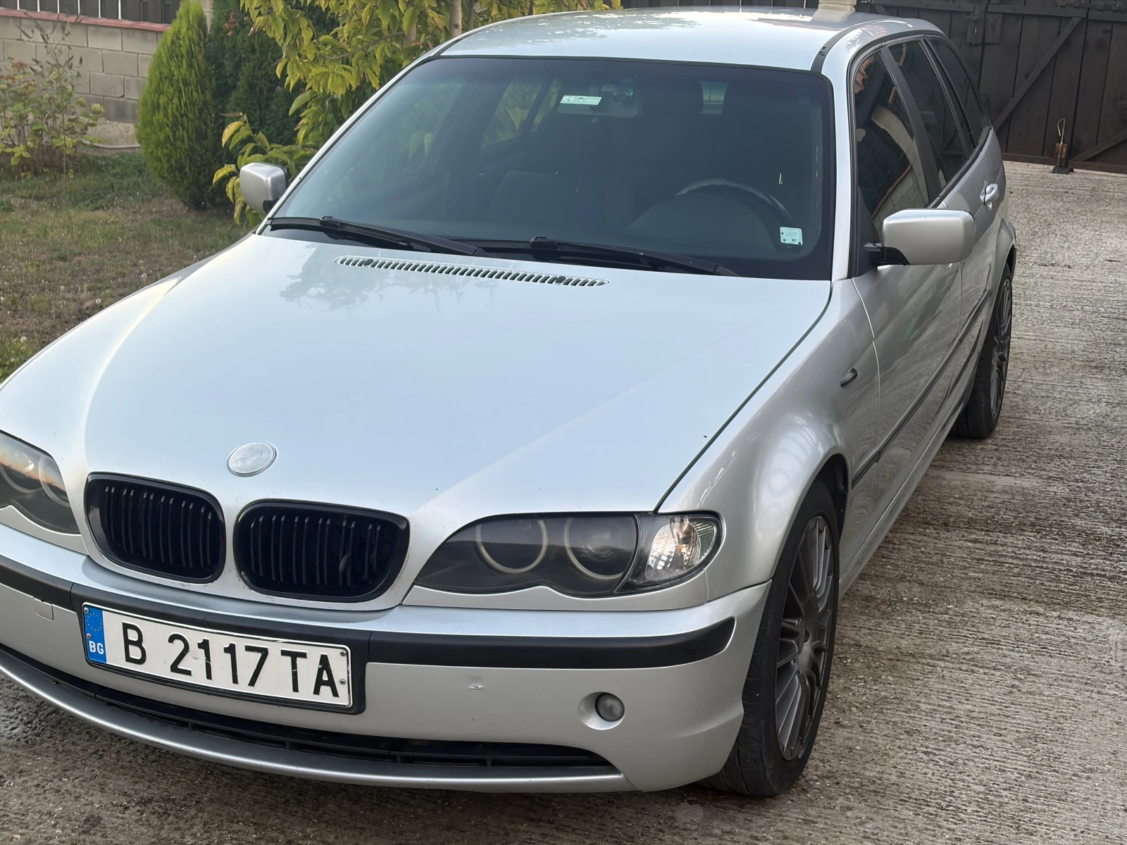 BMW 320, снимка 7 - Автомобили и джипове - 56299780