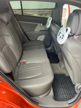 Kia Sportage 2.0, снимка 9