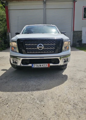     Nissan Titan crew cab 5.6L V8 68   13/100   