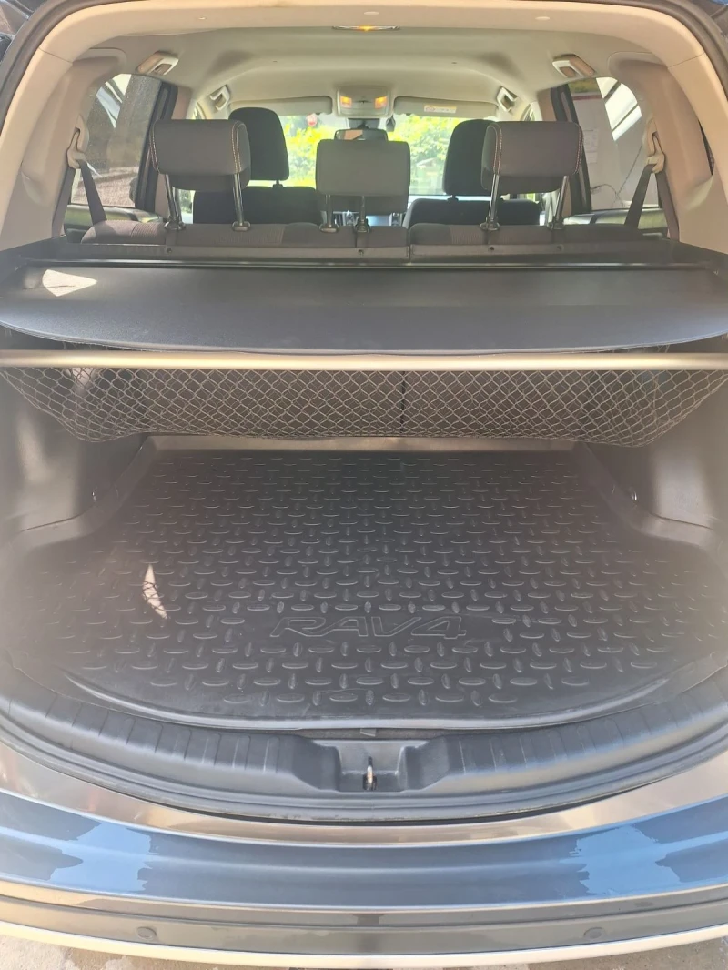 Toyota Rav4, снимка 16 - Автомобили и джипове - 52254706