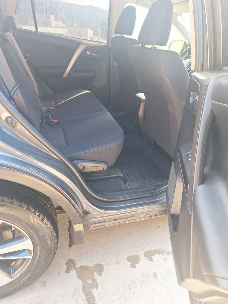Toyota Rav4, снимка 14 - Автомобили и джипове - 52254706