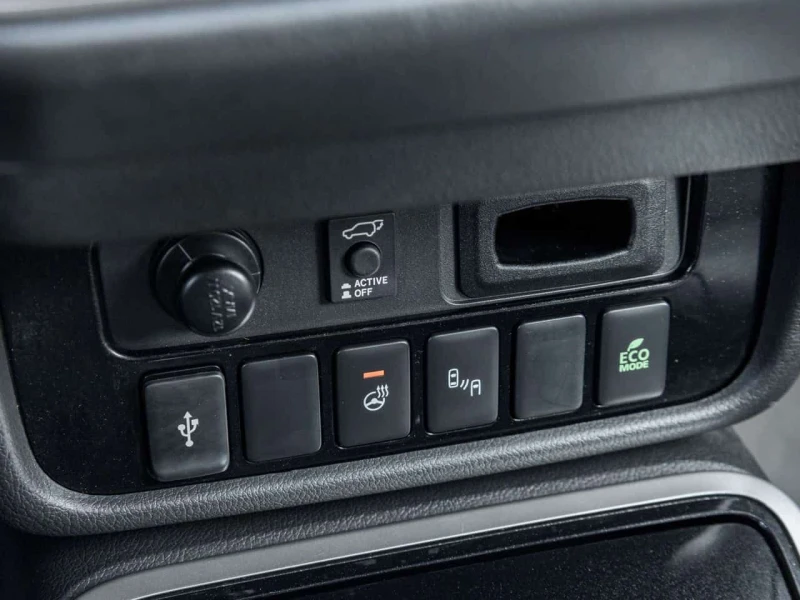 Mitsubishi Outlander * CARFAX * ЦЕНА ДО БГ, снимка 16 - Автомобили и джипове - 53569708