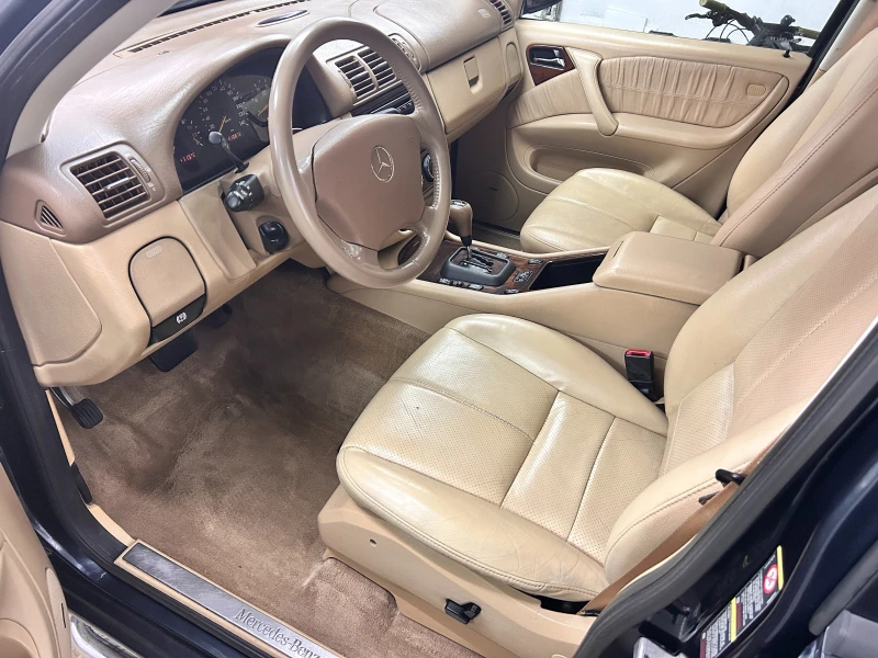 Mercedes-Benz ML 270 CDI, снимка 7 - Автомобили и джипове - 53596043