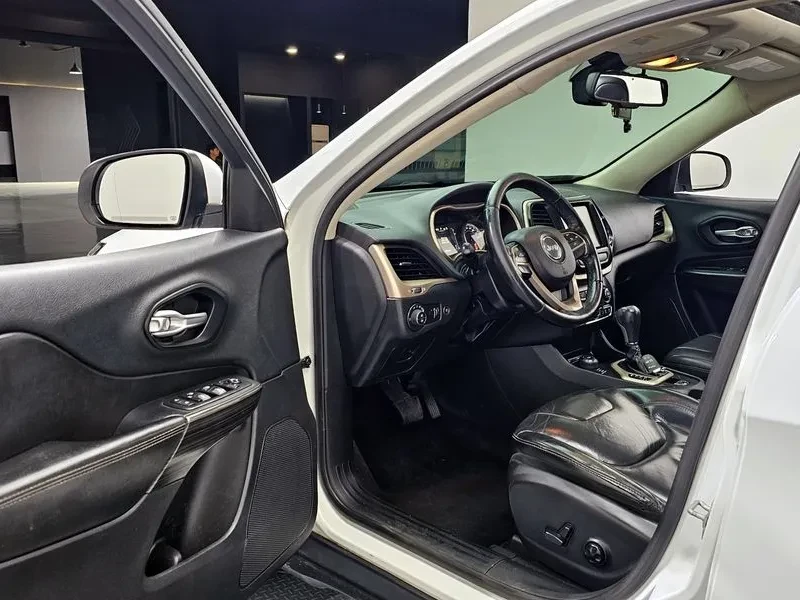 Jeep Cherokee 2.4  | Mobile.bg � ����������� 10