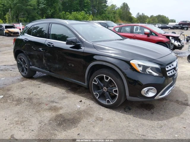 Mercedes-Benz GLA 250 * КОЖА* ПОДГРЕВ* ПАМЕТ* ПАНОРАМА* NAVI* , снимка 2 - Автомобили и джипове - 54903221