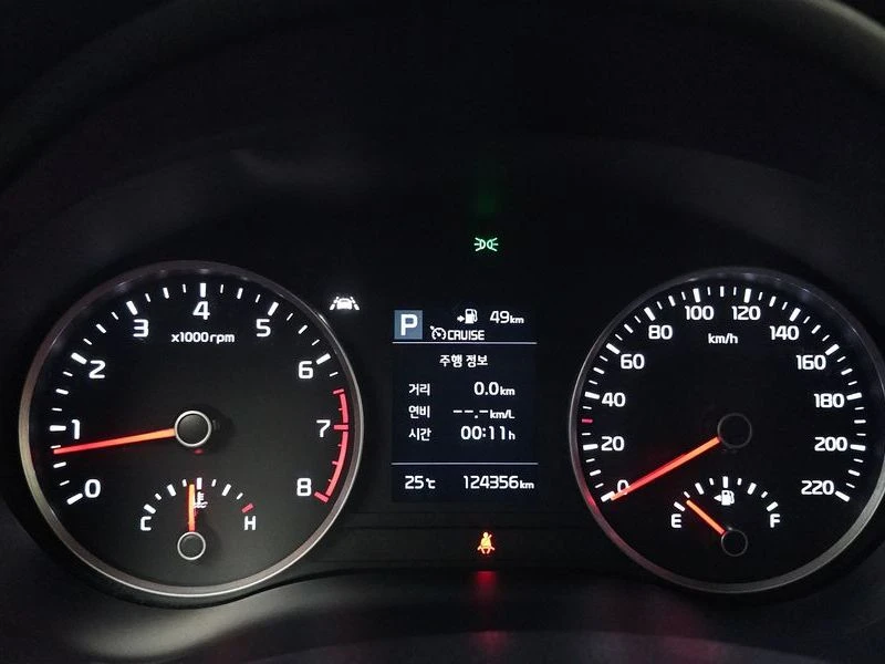 Kia Stonic 1.4| 95к.с., снимка 8 - Автомобили и джипове - 55940881