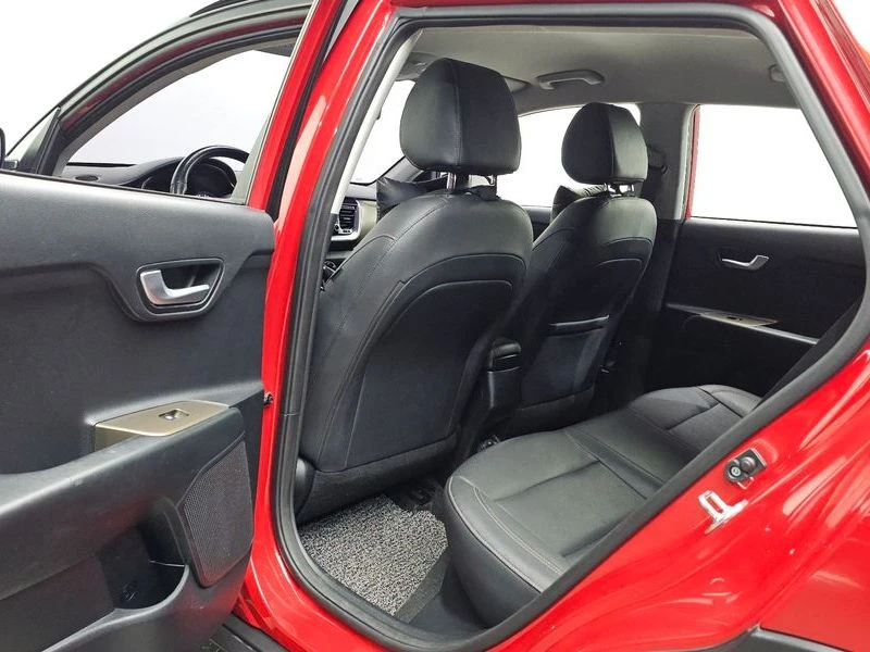 Kia Stonic 1.4| 95к.с., снимка 11 - Автомобили и джипове - 55940881