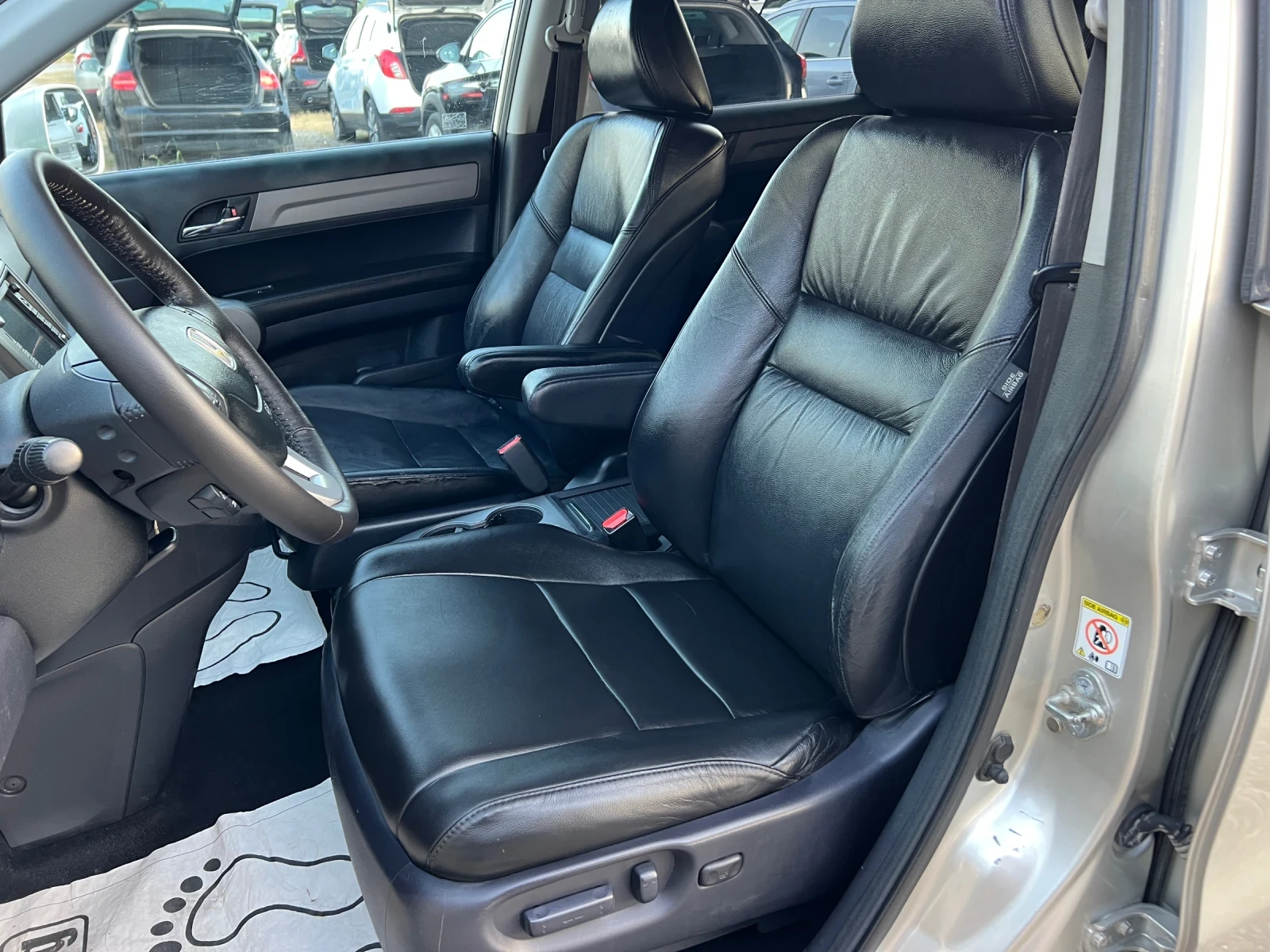 Honda Cr-v 2.0i-VTEC Автоматик/ Кожа/ Подгрев/ Панорама, снимка 11 - Автомобили и джипове - 41489494