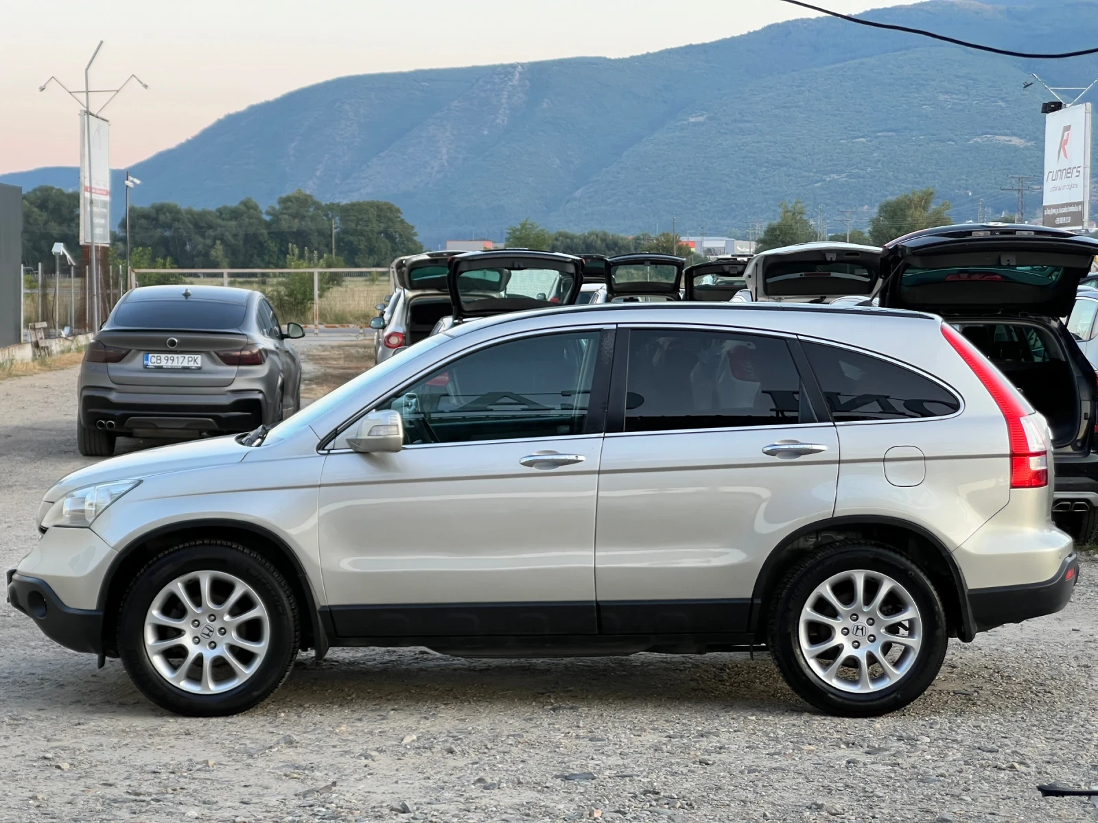 Honda Cr-v 2.0i-VTEC Автоматик/ Кожа/ Подгрев/ Панорама, снимка 8 - Автомобили и джипове - 41489494