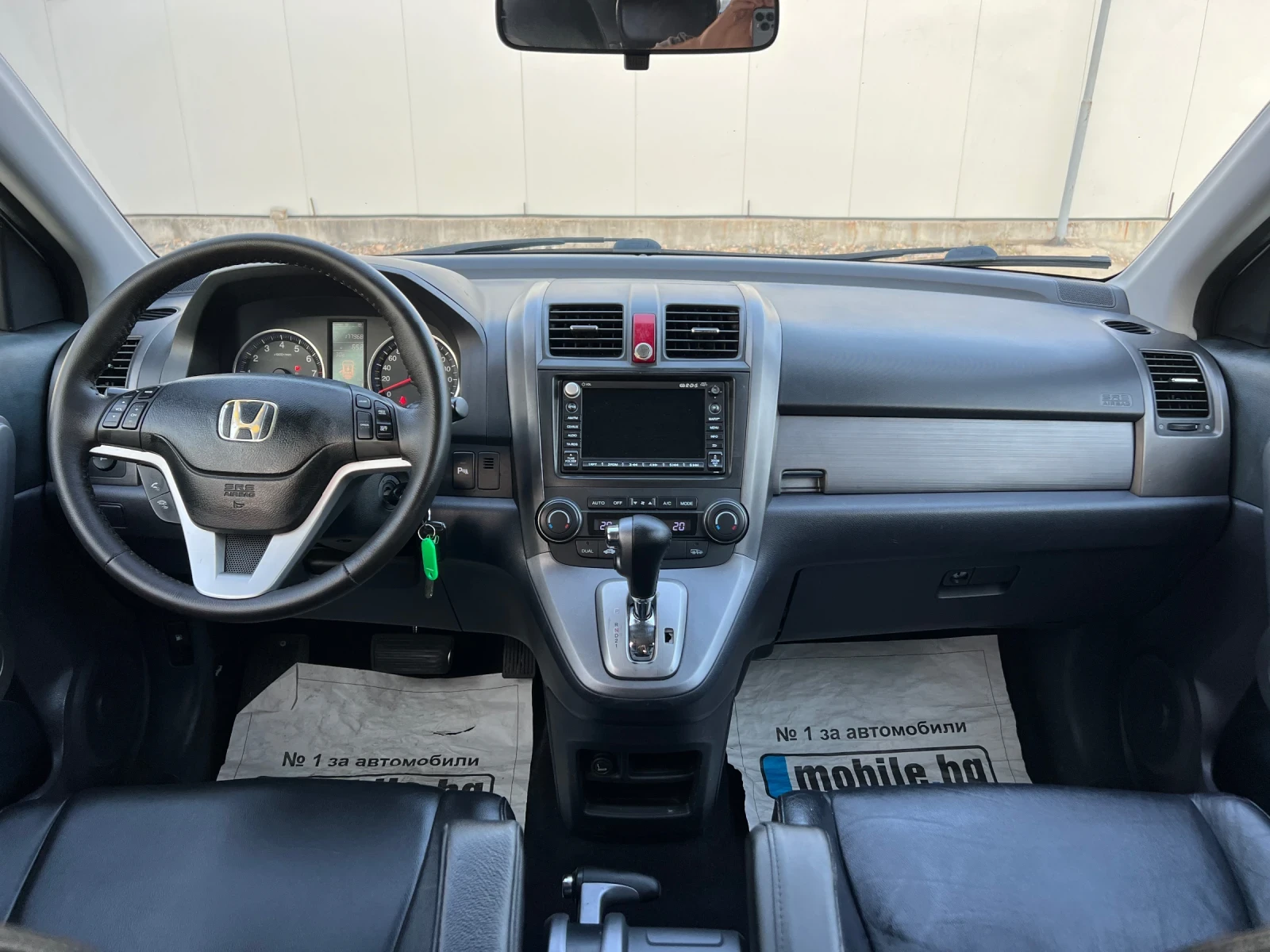 Honda Cr-v 2.0i-VTEC Автоматик/ Кожа/ Подгрев/ Панорама, снимка 17 - Автомобили и джипове - 41489494