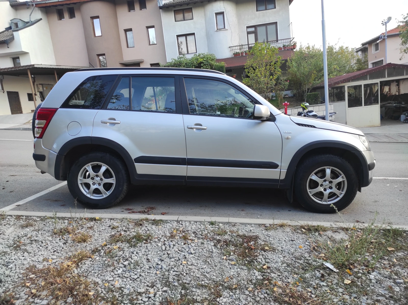 Suzuki Grand vitara 1.9 DDiS - изображение 3