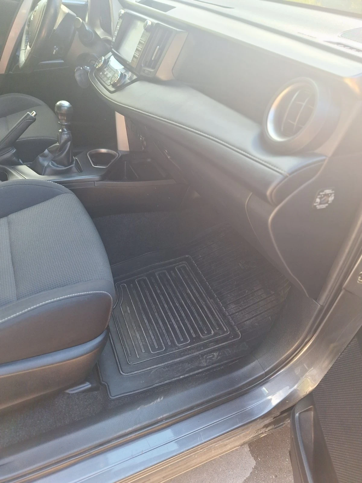 Toyota Rav4 | Mobile.bg   12