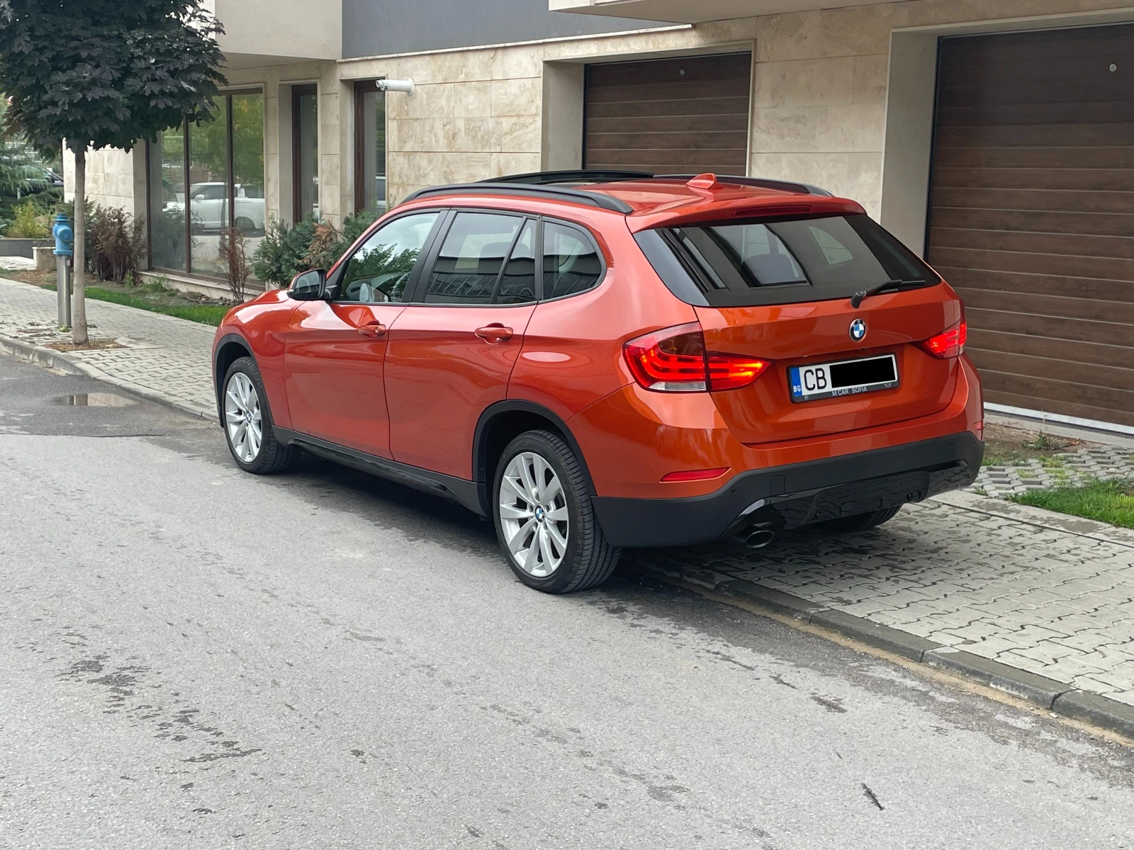 BMW X1 20d xDrive Sport Facelift - изображение 4
