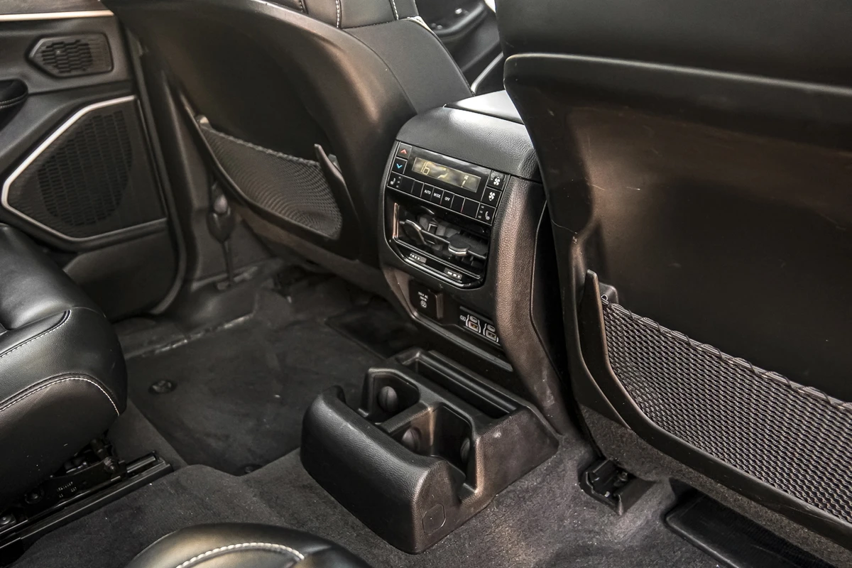 Jeep Grand cherokee L LIMITED| PANO| O��������| ALPINE | Mobile.bg � ����������� 12