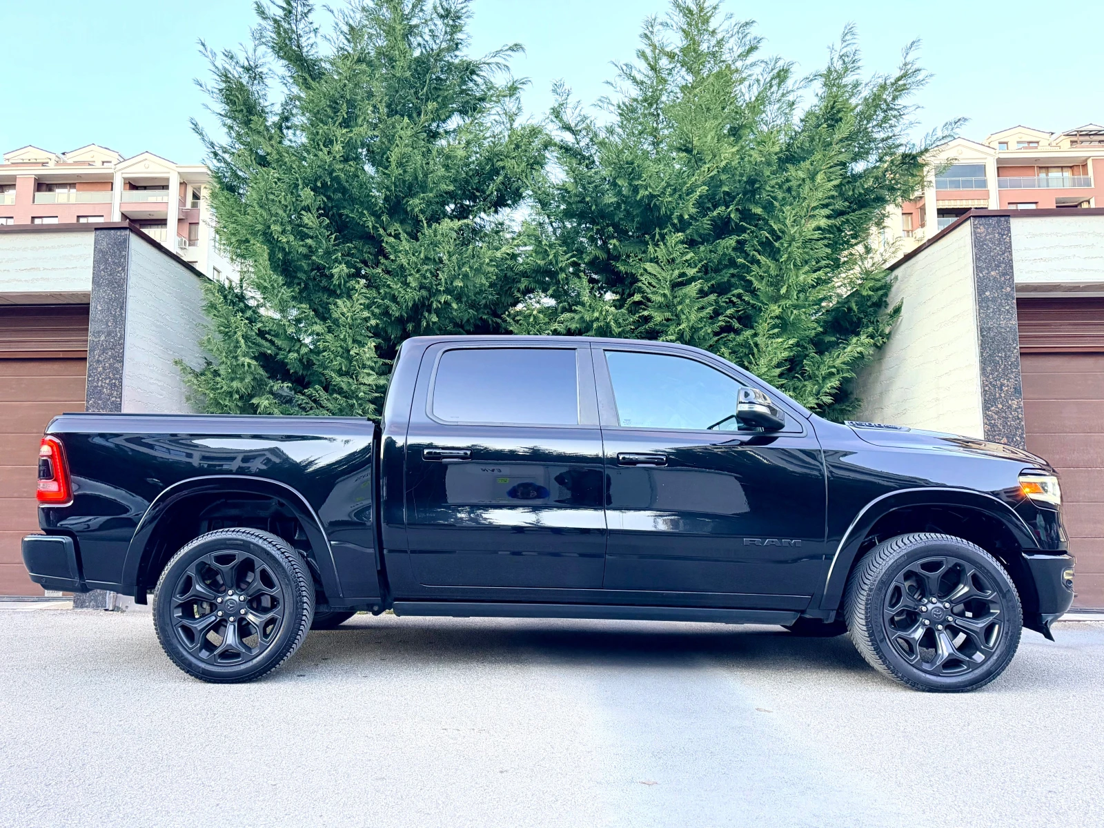 Dodge RAM 1500 5.7HEMI LIMITED PODGREV OBDUHVANE FULL FULL, снимка 4 - Автомобили и джипове - 53866102