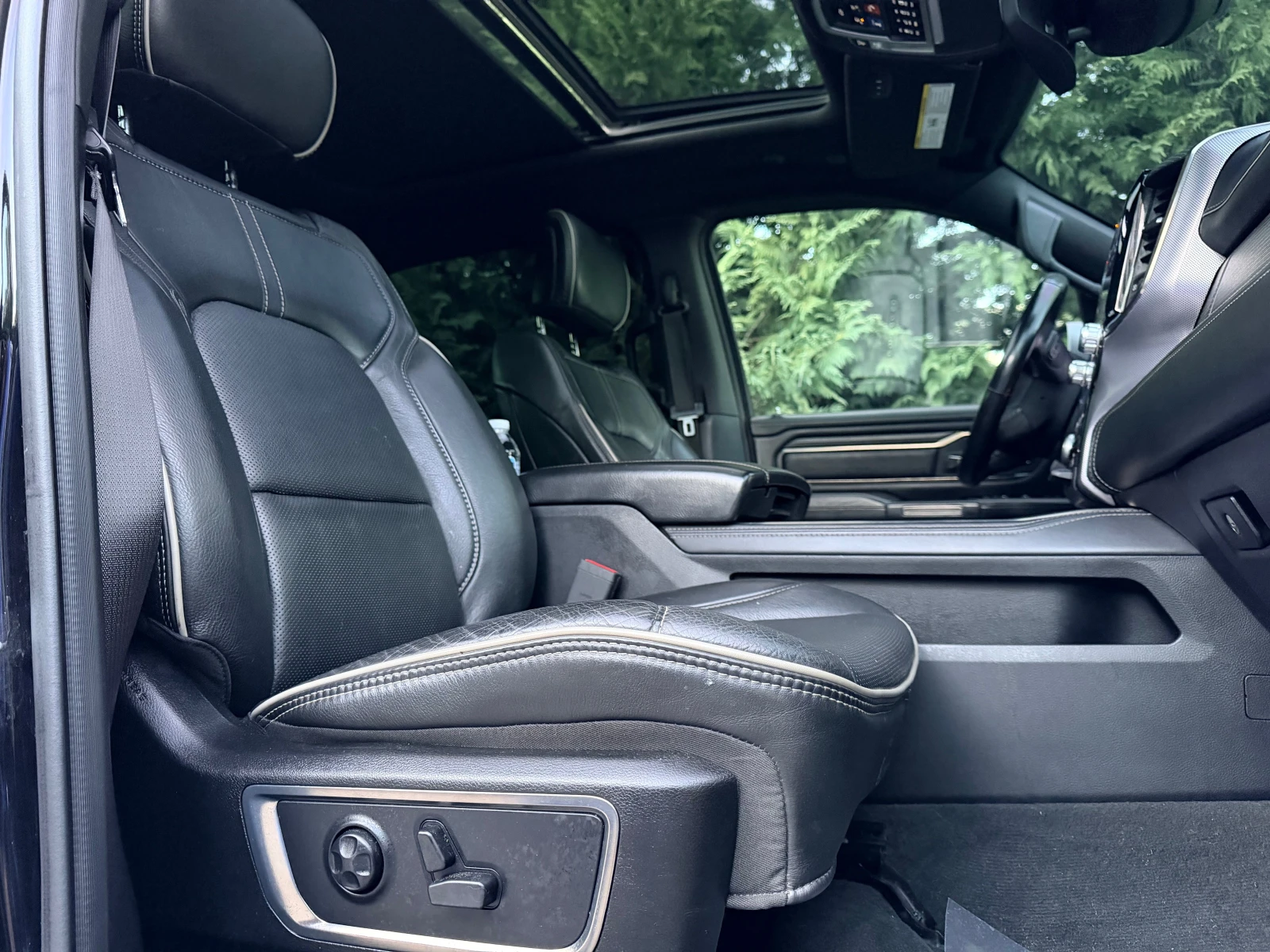 Dodge RAM 1500 5.7HEMI LIMITED PODGREV OBDUHVANE FULL FULL, снимка 13 - Автомобили и джипове - 53866102