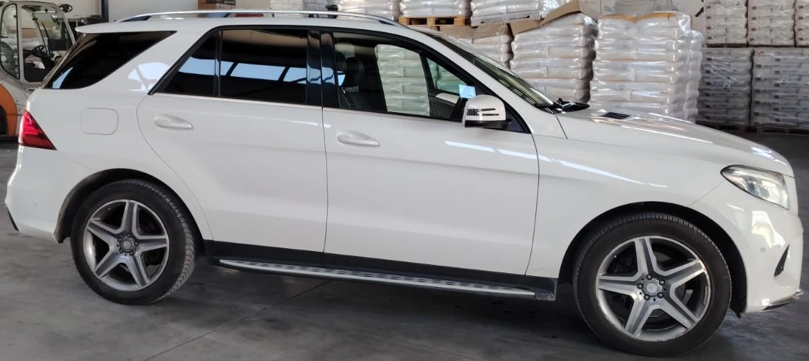 Mercedes-Benz GLE 350 D 4 Matik, снимка 11 - Автомобили и джипове - 54821623