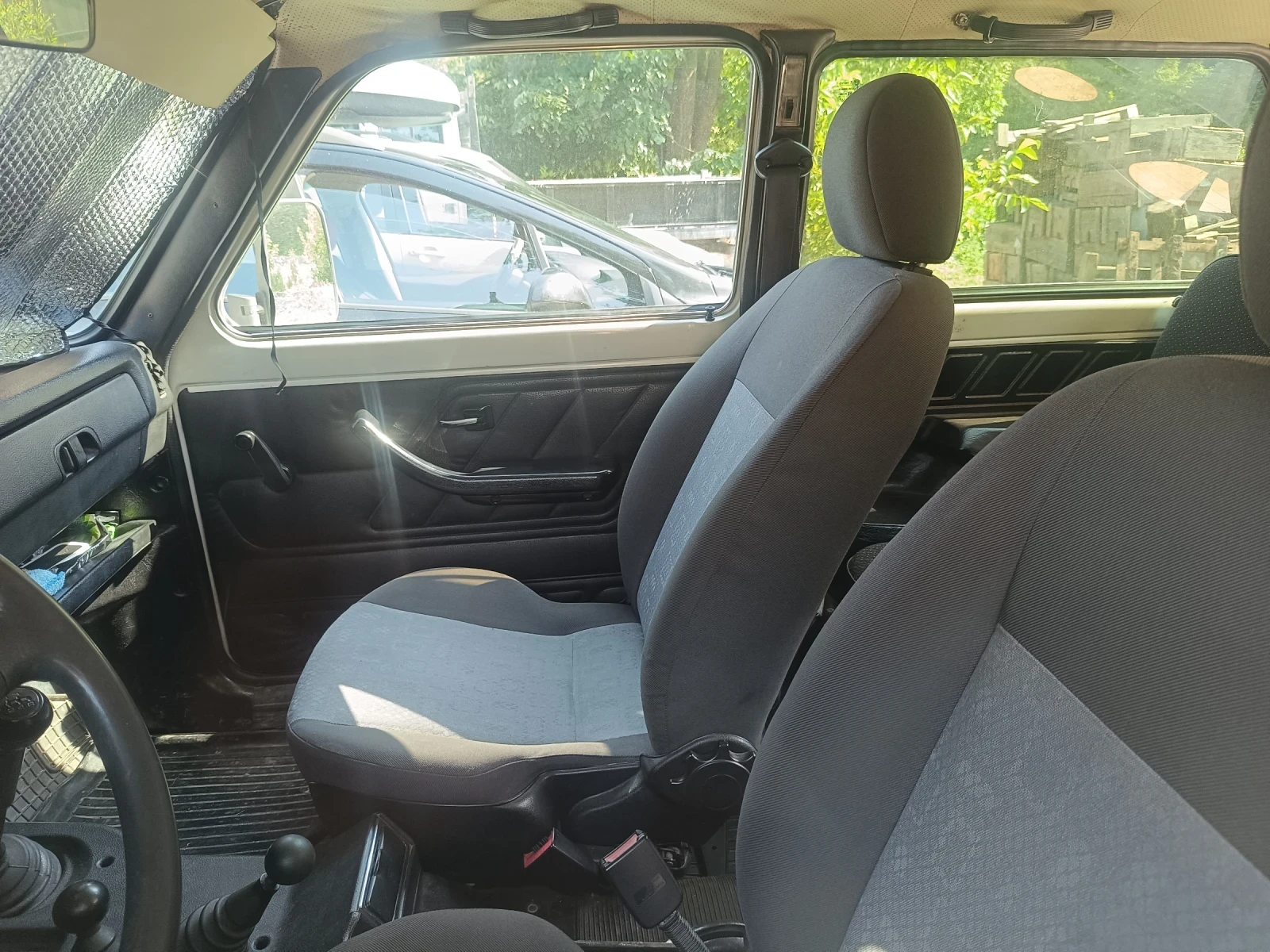 Lada Niva 4x4, снимка 3 - Автомобили и джипове - 55345283