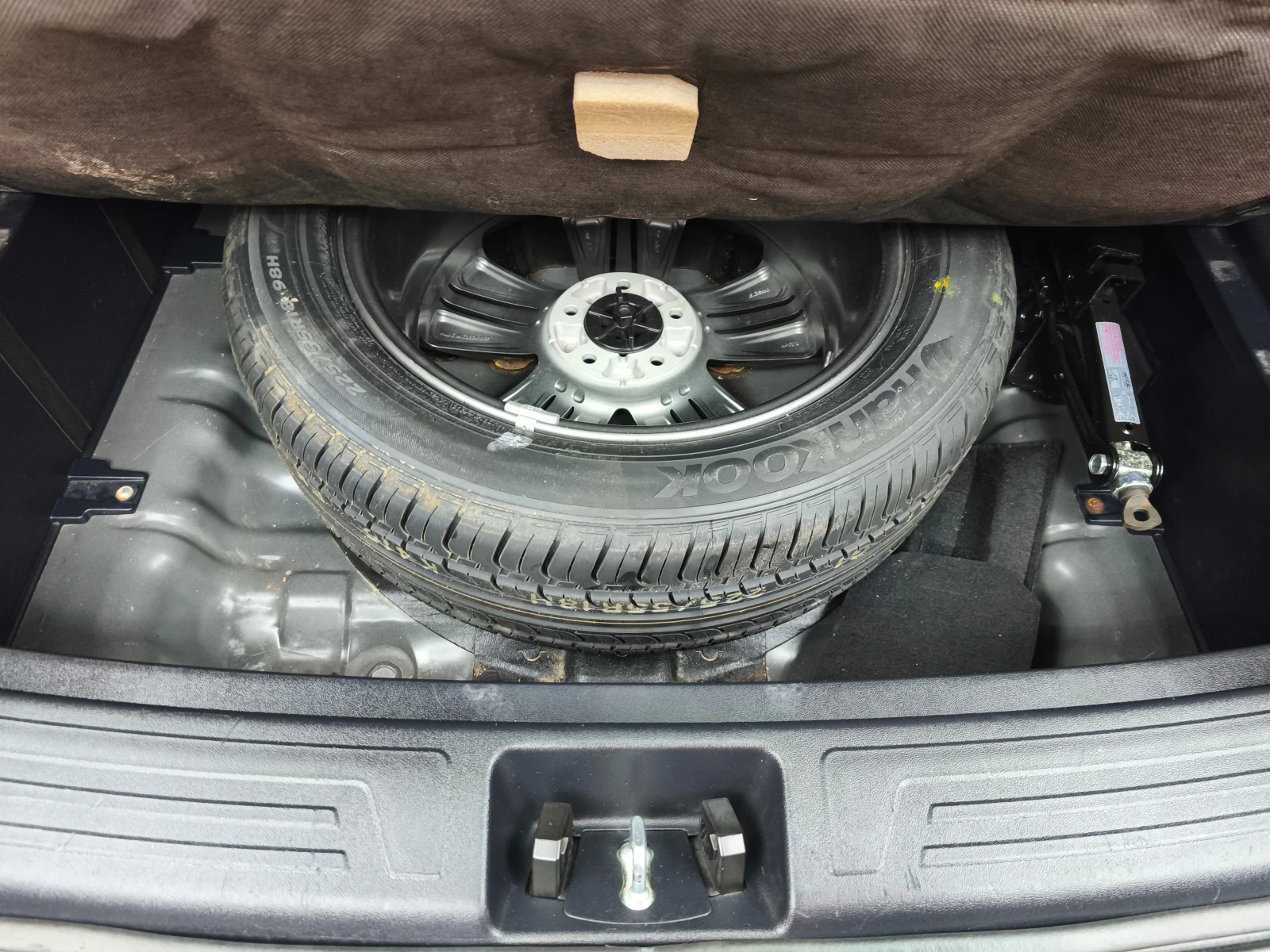 Hyundai IX35 1.7crdi 116k.c 6c.k Euro5B, снимка 11 - Автомобили и джипове - 55787202