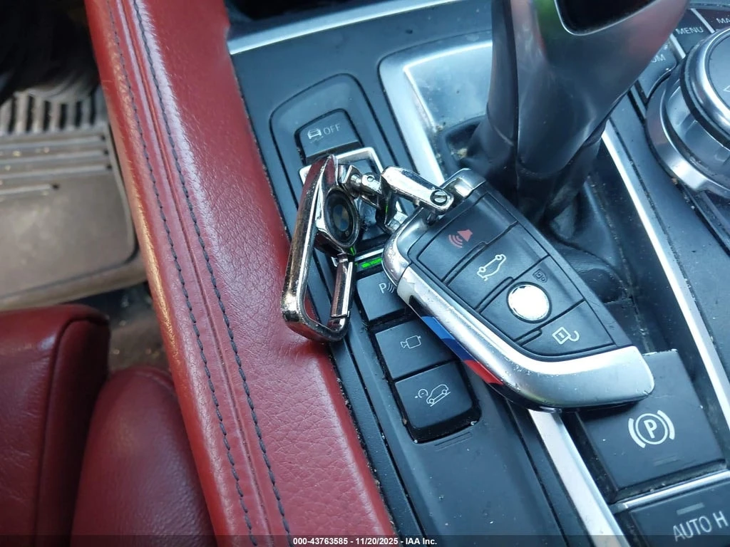 BMW X6 * XDRIVE35I * М ПАКЕТ * TV * ДИГИТАЛ * CARFAX * , снимка 11 - Автомобили и джипове - 56022704