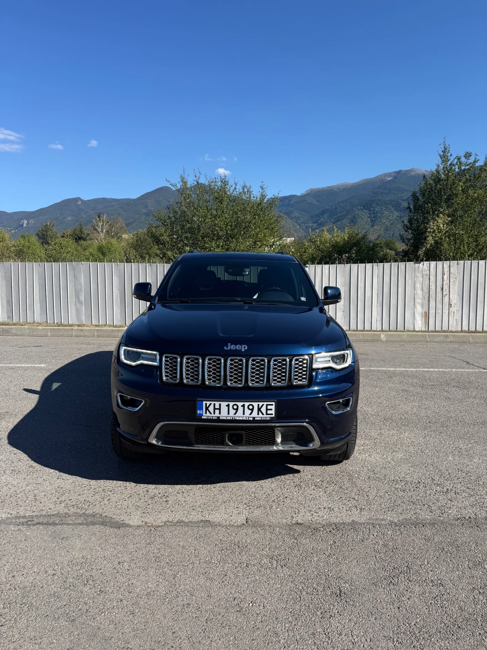 Jeep Grand cherokee Overland 3.0 250hp Facelift top!!!, снимка 2 - Автомобили и джипове - 56058744
