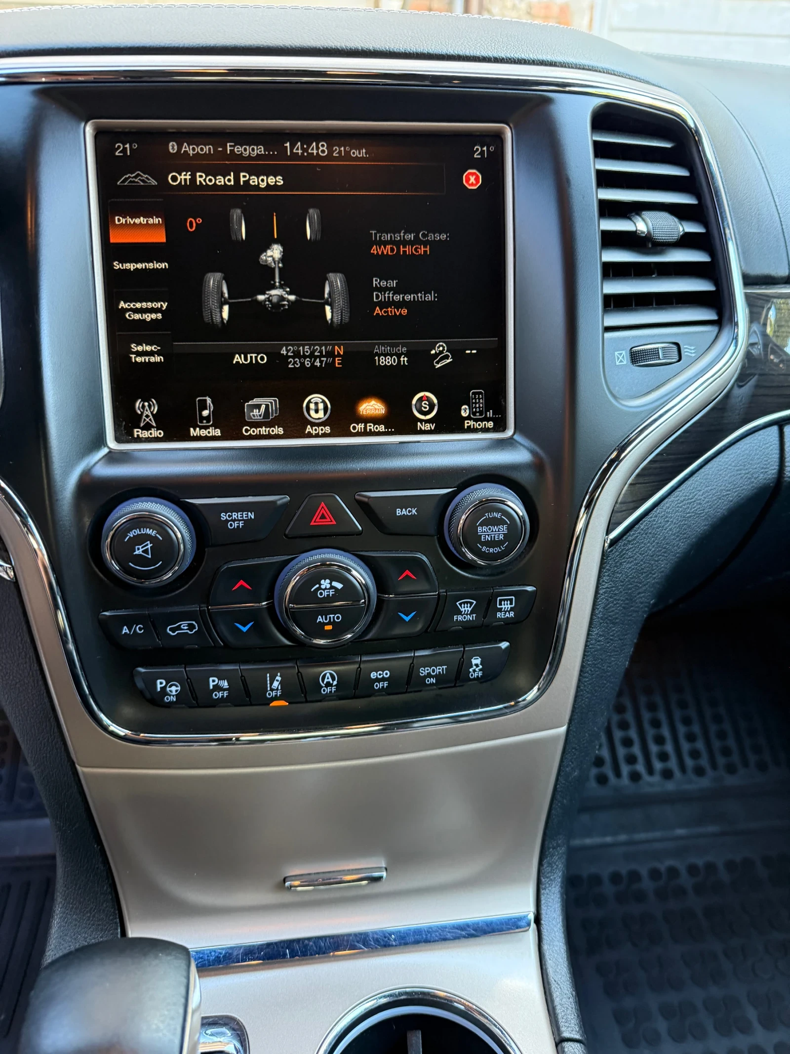 Jeep Grand cherokee Overland 3.0 250hp Facelift top!!!, снимка 5 - Автомобили и джипове - 56058744