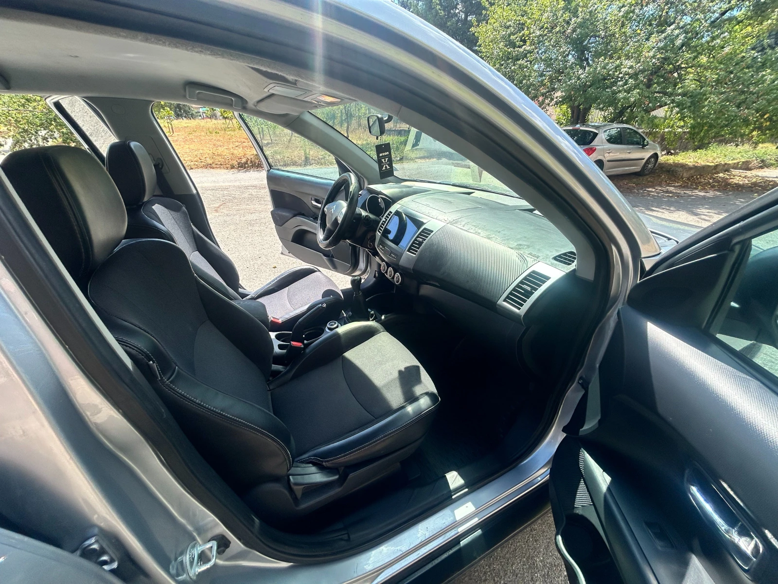 Citroen C-Crosser, снимка 12 - Автомобили и джипове - 56294669