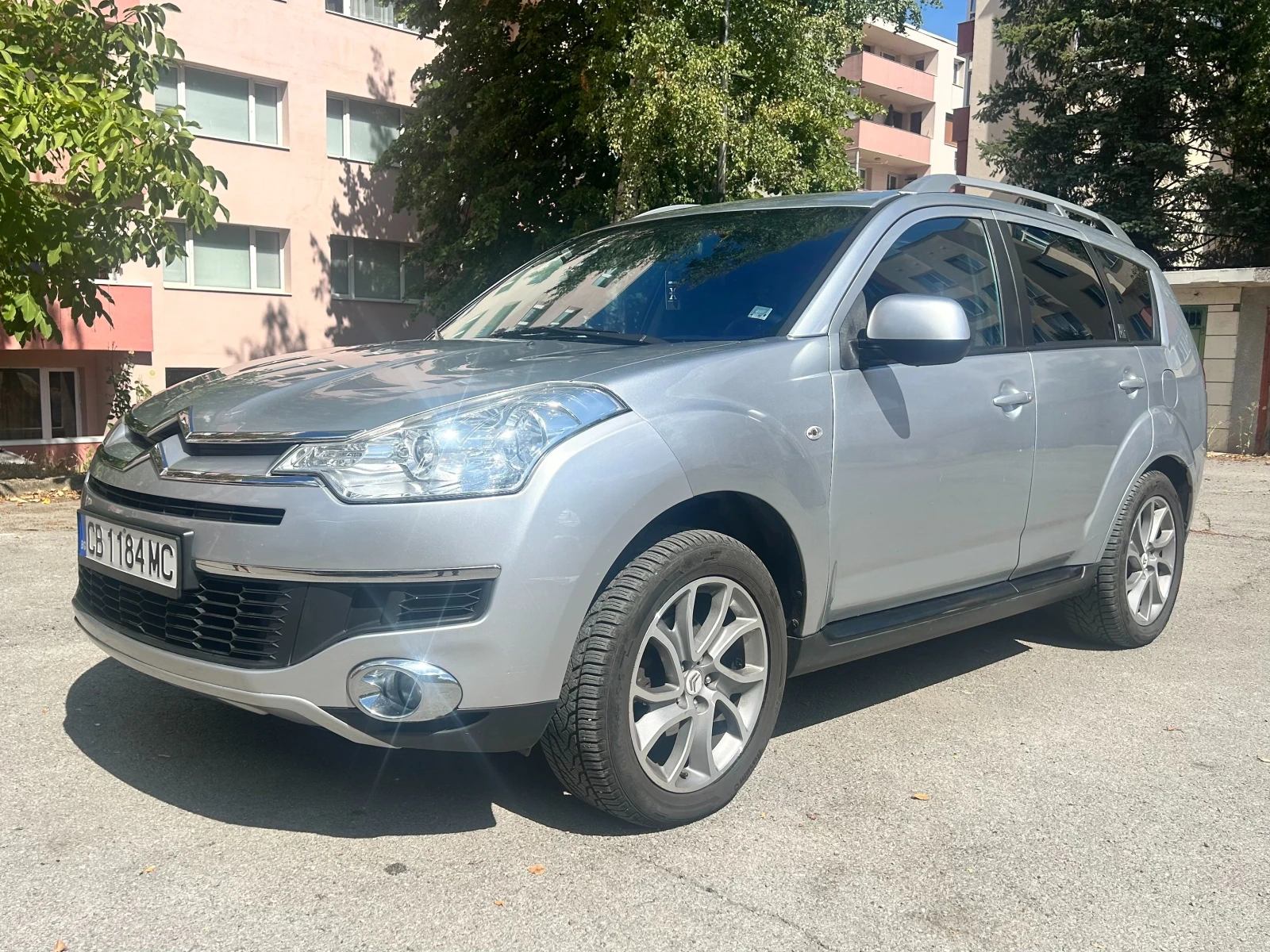 Citroen C-Crosser, снимка 2 - Автомобили и джипове - 56294669