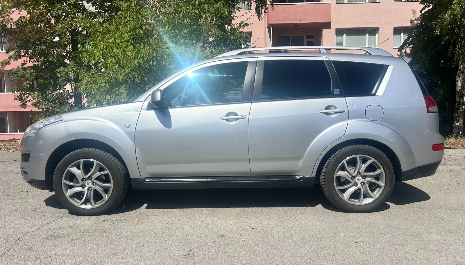 Citroen C-Crosser, снимка 3 - Автомобили и джипове - 56294669