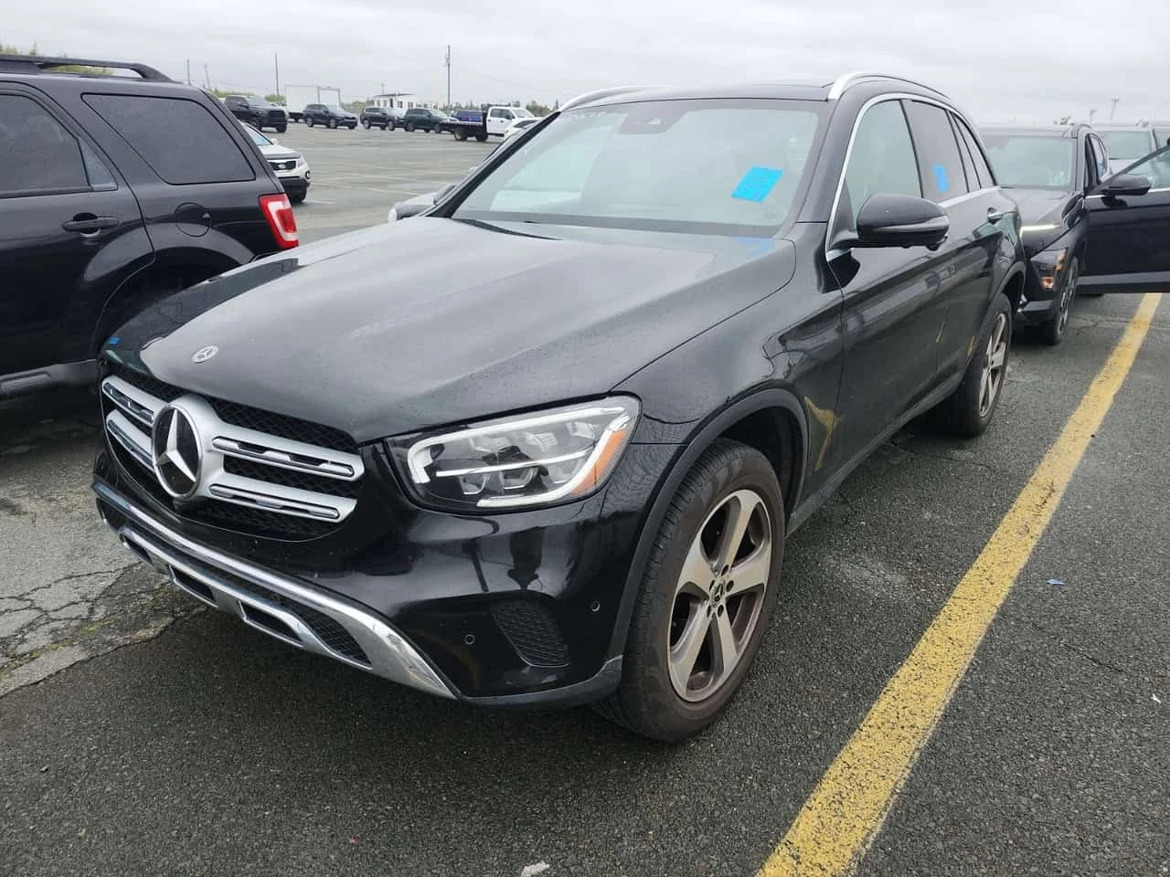 Mercedes-Benz GLC 300 * АВТОКРЕДИТ * ГЛАВНО ПРЕДСТАВИТЕЛСТВО